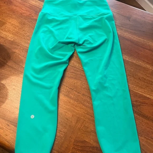 Lululemon Wunder Train HR Crop 23” Kelly Green - Picture 3 of 4